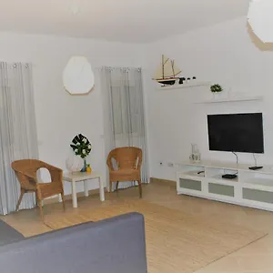 Casa Camoes, Near Airport, 4km Beach District de Faro